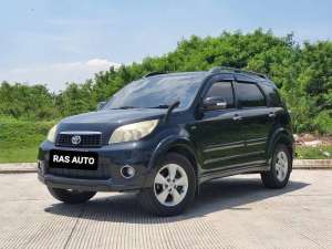 Jual bekas TDP 10 jt Toyota Rush 1.5 S TRD AT 2013 Hitam,lokasi di  