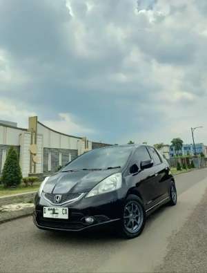 Jual bekas TDP 18 JT GE8 THAILAND STYLE. JAZZ RS 1.5 MATIC 2008 MULUSTERAWAT,lokasi di Bandung Kota