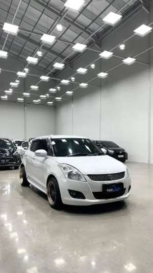 Jual bekas TDP 25jt Suzuki Swift GX MT 2013, Plat L, KM 111rb, Pajak Panjang,lokasi di Surabaya Kota
