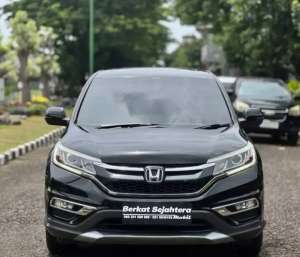 Jual bekas Tdp 35 crv prestige 2.4 fender audio 2016 hitam fullori surabaya,lokasi di Surabaya Kota