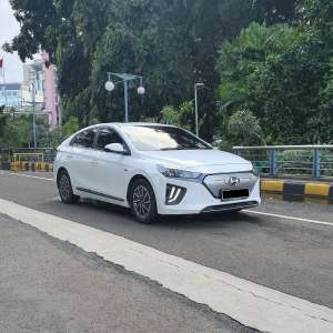 Jual bekas TDP 40 JT LOW KM 44 RBHYUNDAI IONIQ EV PUTIH 2021,lokasi di Jakarta Pusat