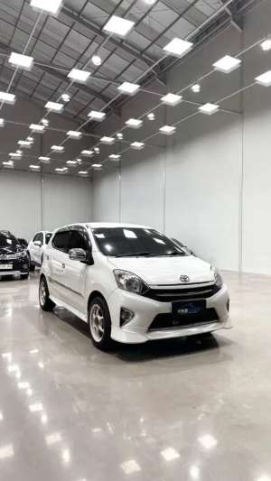 Jual bekas TDP 5jt Toyota Agya 1.0 G TRD MT 2017, Plat W, KM 19rb, Istimewa,lokasi di Surabaya Kota