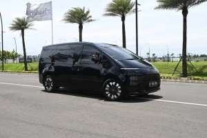 Jual bekas TDP2jt Hyundai Staria 2.2 Signature Diesel 2021,lokasi di  ,Jakarta Utara