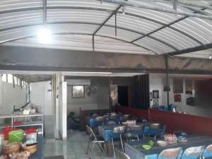 tempat usaha nol jalan raya Gayungsari cocok digunakan sebagai usaha lokasi di Surabaya Kota, tersedia melalui melalui situs Olx