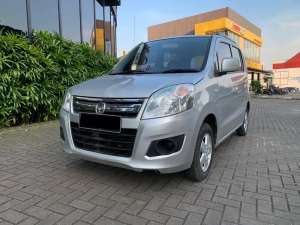 Jual bekas TERAWATSUZUKI KARIMUN WAGOON R GX MT MANUAL 2015 SILVER,lokasi di  ,Jakarta Timur