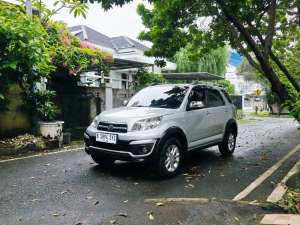 Jual bekas Terios TX AT Adventure Low KM 2013,lokasi di Bekasi Kota