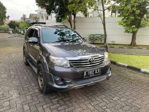 Jual bekas Termurah Fortuner TRD AT Diesel, Termurah,lokasi di Jakarta Utara