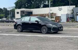 Jual bekas Termurah New Corolla Altis V 1.8 AT Matic 2020,lokasi di Jakarta Selatan