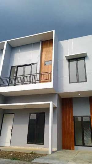 TERMURAH RUMAH MEWAH 2 LANTAI NEMPEL PONDOK CABE lokasi di Tangerang Selatan Kota, tersedia melalui melalui situs Olx