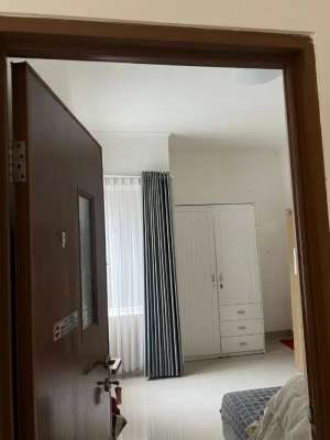 Termurah Rumah Modern Kondisi Bagus Luas Besar lokasi di Tangerang Kab., tersedia melalui melalui situs Olx