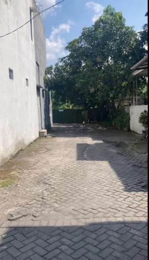 TermurahRumah Siap Huni Simpang Darmo Permai Surabaya lokasi di Surabaya Kota, tersedia melalui melalui situs Olx