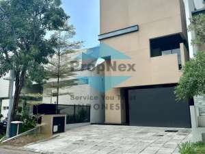 The Mansion Pakuwon Indah dekat PTC lokasi di Surabaya Kota, tersedia melalui melalui situs Olx