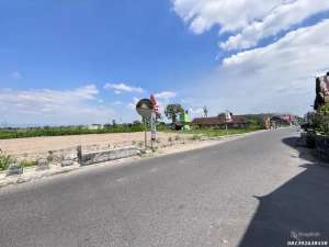 Timur Jalan Raya Tajem Maguwoharjo Tanah Purwomartani Kalasan Sleman lokasi di Sleman Kab., tersedia melalui melalui situs Olx