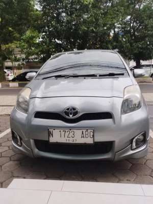 Jual bekas Tipe Yaris 1.5 S Limited AT - Tipe Tertinggi Tangan Pertama,lokasi di Malang Kota