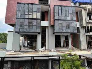 TOWHOUSERESORT WIJAYA TIMUR KEBAYORAN BARU JAKARTA SELATAN lokasi di Jakarta Selatan, tersedia melalui melalui situs Olx