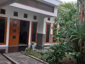 TOWN HOUSE, ONE GATE PONDOK BAMBU - KALIMALANG lokasi di Jakarta Timur, tersedia melalui melalui situs Olx