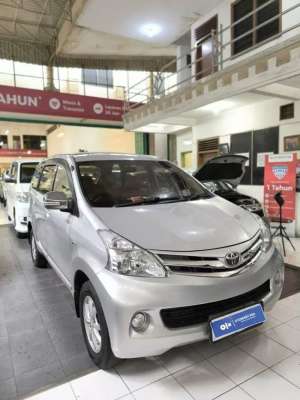 Jual bekas TOYOTA 2013 AVANZA 1.3 AT SILVER MURAH OTOMART 286 KENJERAN,lokasi di  