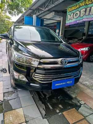 Jual bekas TOYOTA 2017 INNOVA REBON V 2.4 MT HITAM JL.RAYA JEMURSARI MOBIL 1717,lokasi di Surabaya Kota