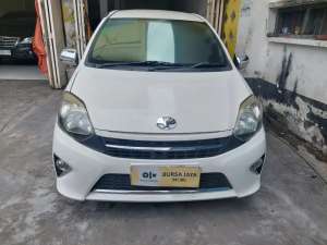 Jual bekas TOYOTA AGYA 1.0 AT PUTIH 2014,lokasi di Medan Kota