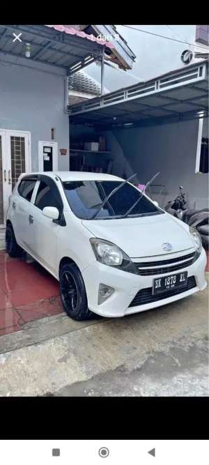 Jual bekas Toyota Agya 2016 Bensin,lokasi di Medan Kota