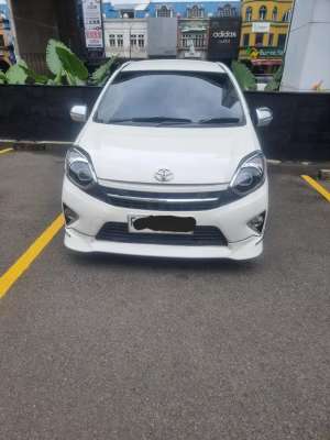 Jual bekas Toyota Agya 2016 Bensin,lokasi di Bekasi Kota