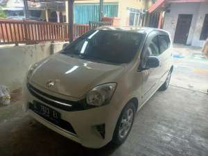 Jual bekas Toyota Agya 2016 Bensin,lokasi di  