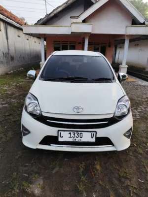 Jual bekas Toyota Agya GMT,lokasi di Jombang  Kab.