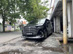 Jual bekas Toyota Alphard 2.5 G AT Matic upgrade tahun 2023,lokasi di Sidoarjo  Kab.