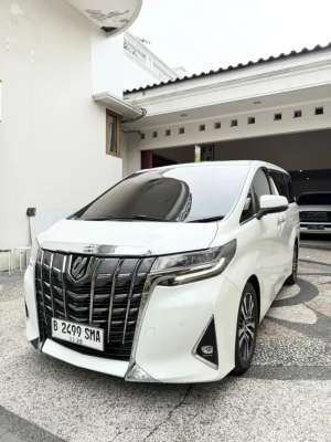 Jual bekas Toyota Alphard G ATPM 2018,lokasi di Semarang Kota