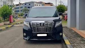 Jual bekas Toyota alphard x captain seat 2015 hitam,lokasi di Jakarta Utara