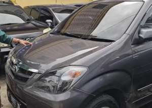 Jual bekas Toyota Avanza 2007 Bensin,lokasi di Depok Kota