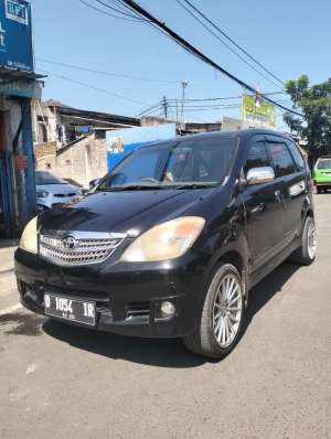 Toyota Avanza 2010 Bensin lokasi di Bandung Kota, tersedia melalui melalui situs Olx