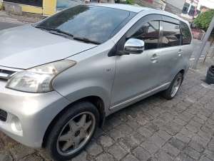 Jual bekas Toyota Avanza 2012 Bensin,lokasi di Jakarta Timur
