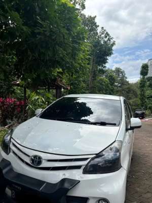 Jual bekas Toyota Avanza 2015 1.3 E Matic,lokasi di Depok Kota