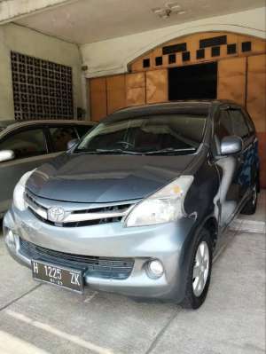 Jual bekas Toyota Avanza E 2013 Manual,lokasi di Salatiga Kota