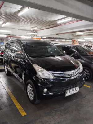 Jual bekas Toyota Avanza G 1.3 manual promo menarik TDP 10 2015,lokasi di Jakarta Selatan
