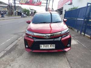 Jual bekas TOYOTA AVANZA VELOZ 1.5 MATIC 2021 MERAH,lokasi di Jakarta Timur