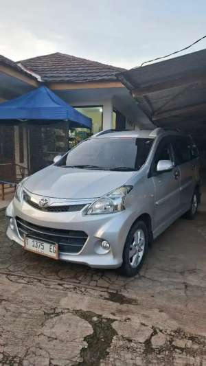 Jual bekas Toyota Avanza Veloz 1.5 MT,lokasi di Subang Kab.