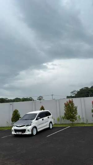 Jual bekas Toyota avanza veloz 2013,lokasi di Sumedang Kab.