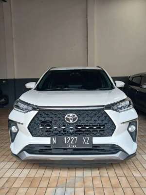 Jual bekas Toyota Avanza Veloz 2021 Q TSS 1.5 AT Matic Pemakaian 2022,lokasi di Malang Kota