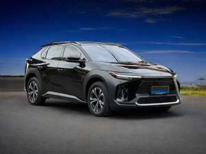 Jual bekas Toyota BZ4X 2023 Listrik,lokasi di Surabaya Kota