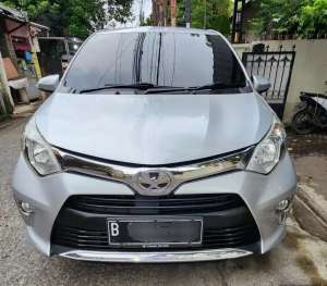 Jual bekas Toyota Calya 2016 GAutomatic silver TDP 7 JT,lokasi di Tangerang Selatan Kota