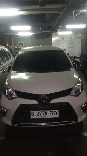 Jual bekas Toyota Calya 2017 Bensin,lokasi di Jakarta Barat