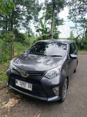 Jual bekas Toyota Calya G Matic Abu-abu Grey 2016 LCGC Malang bukan ex Taxi Ojol,lokasi di Pasuruan Kab.