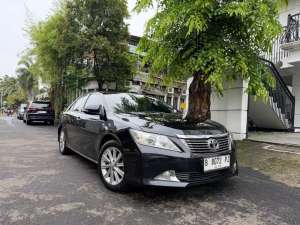 Jual bekas Toyota Camry 2.5 V 2014 AT,lokasi di Jakarta Utara