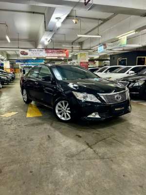 Jual bekas Toyota Camry 2.5 V AT 2012 Terawat 2013 G accord,lokasi di Jakarta Barat
