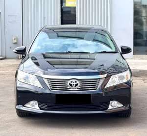 Jual bekas Toyota Camry V 2014 Low KM Record Garansi 1 Tahun Mesin dan Transmisi,lokasi di Jakarta Pusat