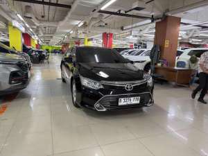 Jual bekas Toyota Camry V 2016,lokasi di Jakarta Pusat