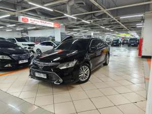 Jual bekas Toyota Camry V 2016 TDP 8 JT,lokasi di Jakarta Selatan