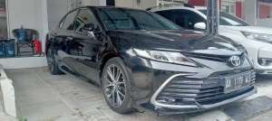 Jual bekas Toyota Camry V 2022 Nik 2021,lokasi di Balikpapan Kota